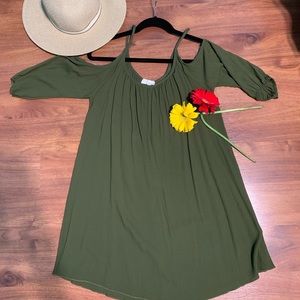 West Seal cold shoulder crinkle dress